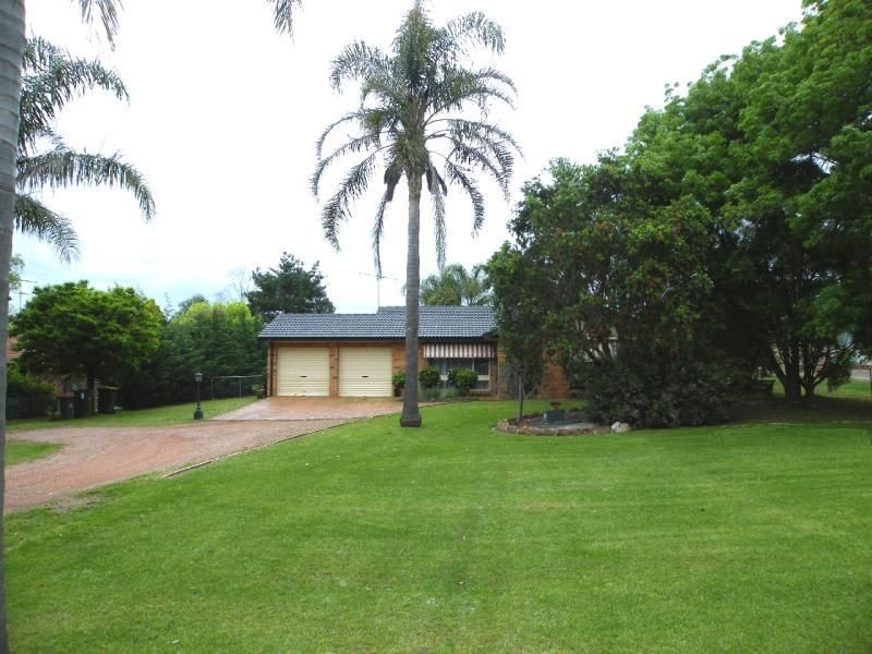 12 Remembrance Driveway, Tahmoor NSW 2573