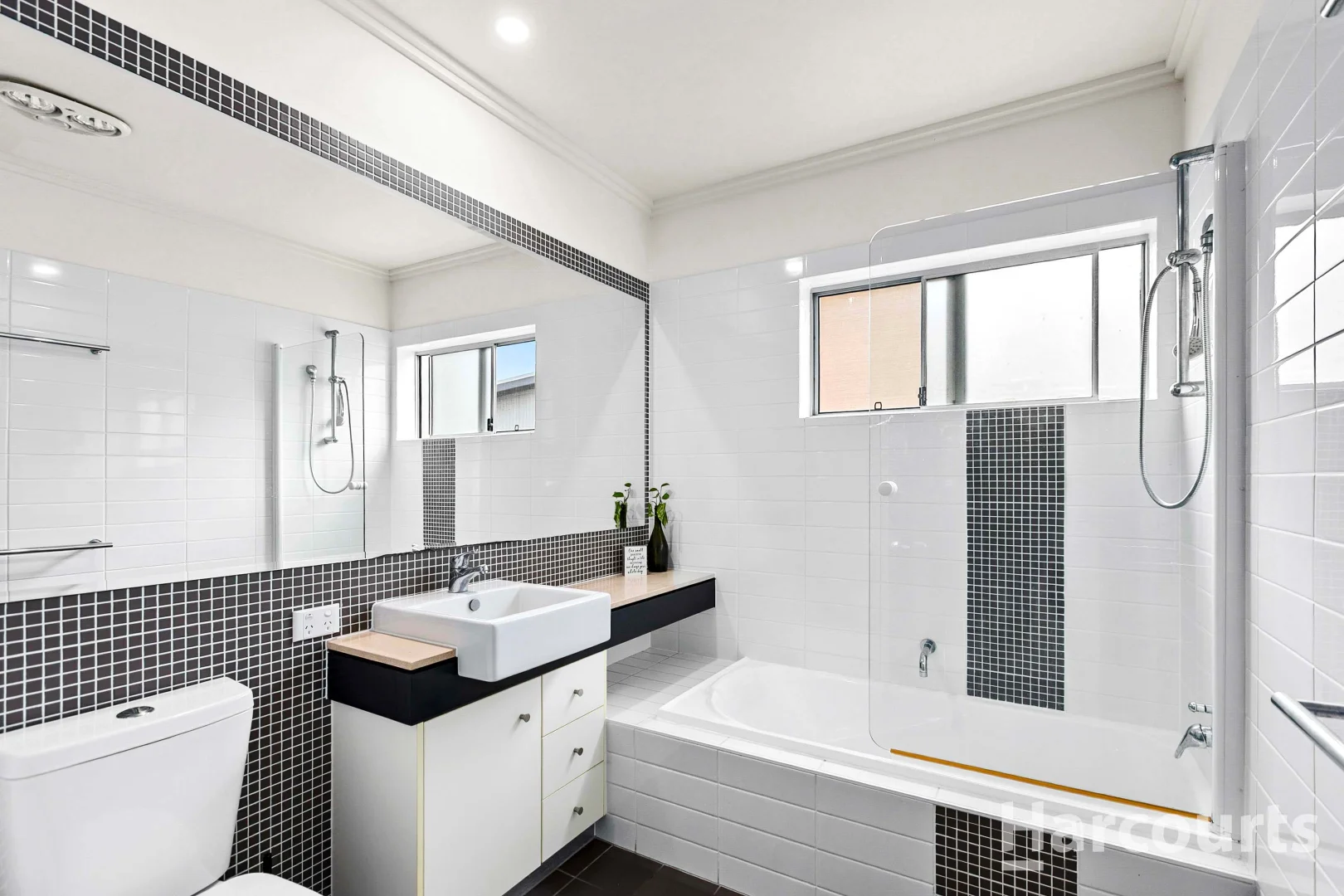 Additional image 14 of 56/80 Moolyyir Street, Urangan QLD 4655