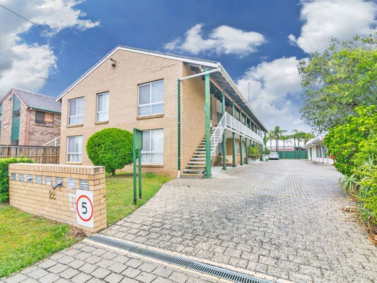 2 bedrooms Apartment / Unit / Flat in 1/22 Cotswold Street MOUNT WARREN PARK QLD, 4207