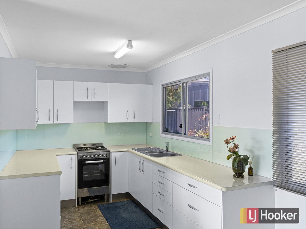 37 Pearl Street, Scarborough QLD 4020, Image 2