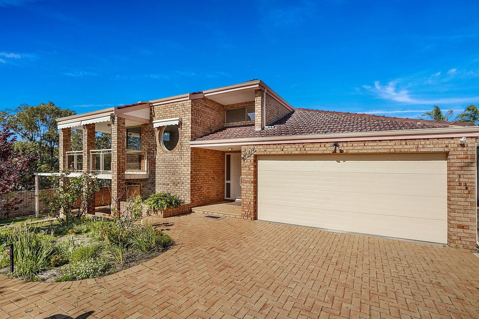 5 Holbrook Gardens, Carine WA 6020, Image 2