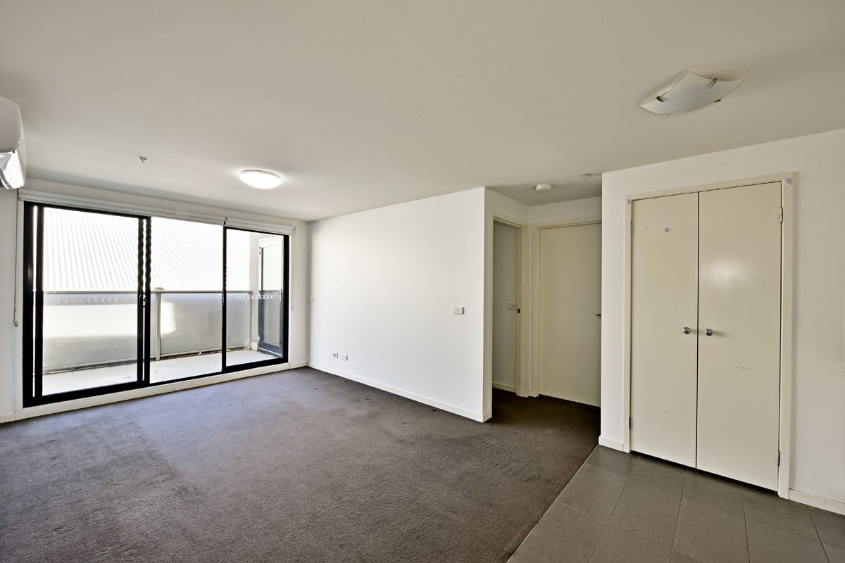 2 bedrooms Apartment / Unit / Flat in 4/17 Shepparson Avenue CARNEGIE VIC, 3163