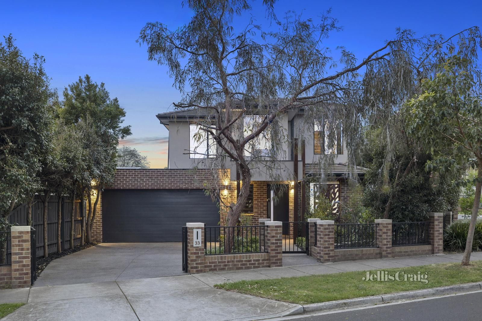 33 Dalny Road, Murrumbeena VIC 3163, Image 0