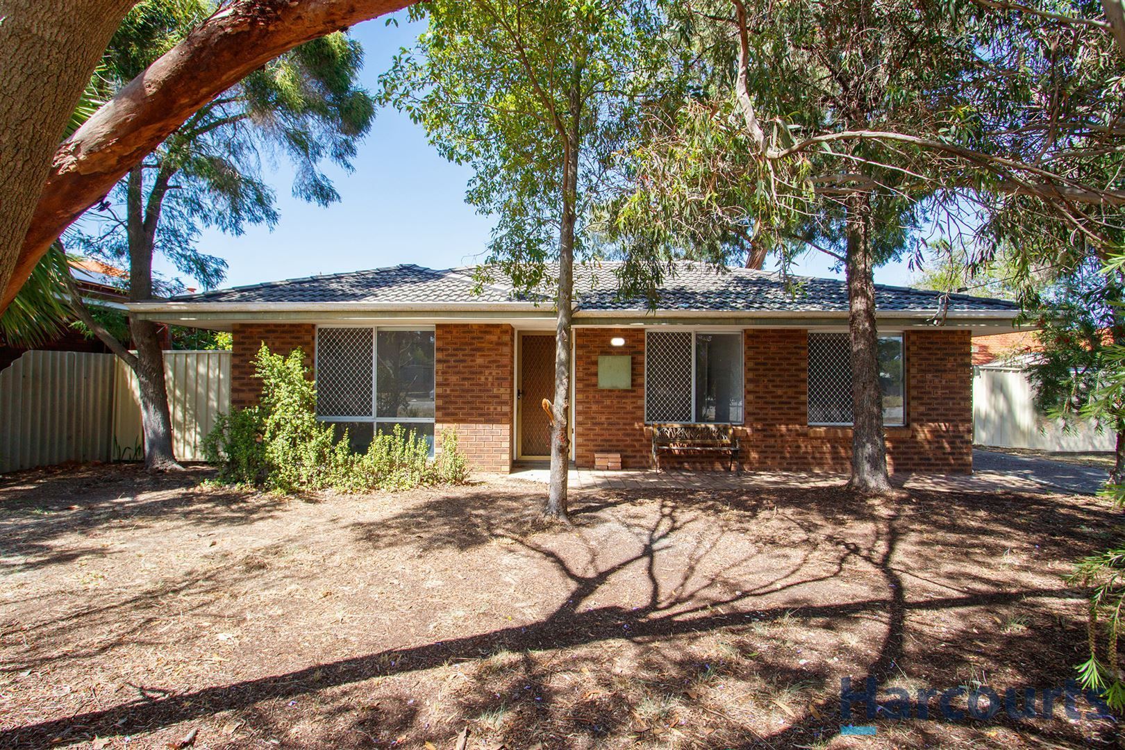 3 bedrooms House in 9 Dewar Street ARMADALE WA, 6112