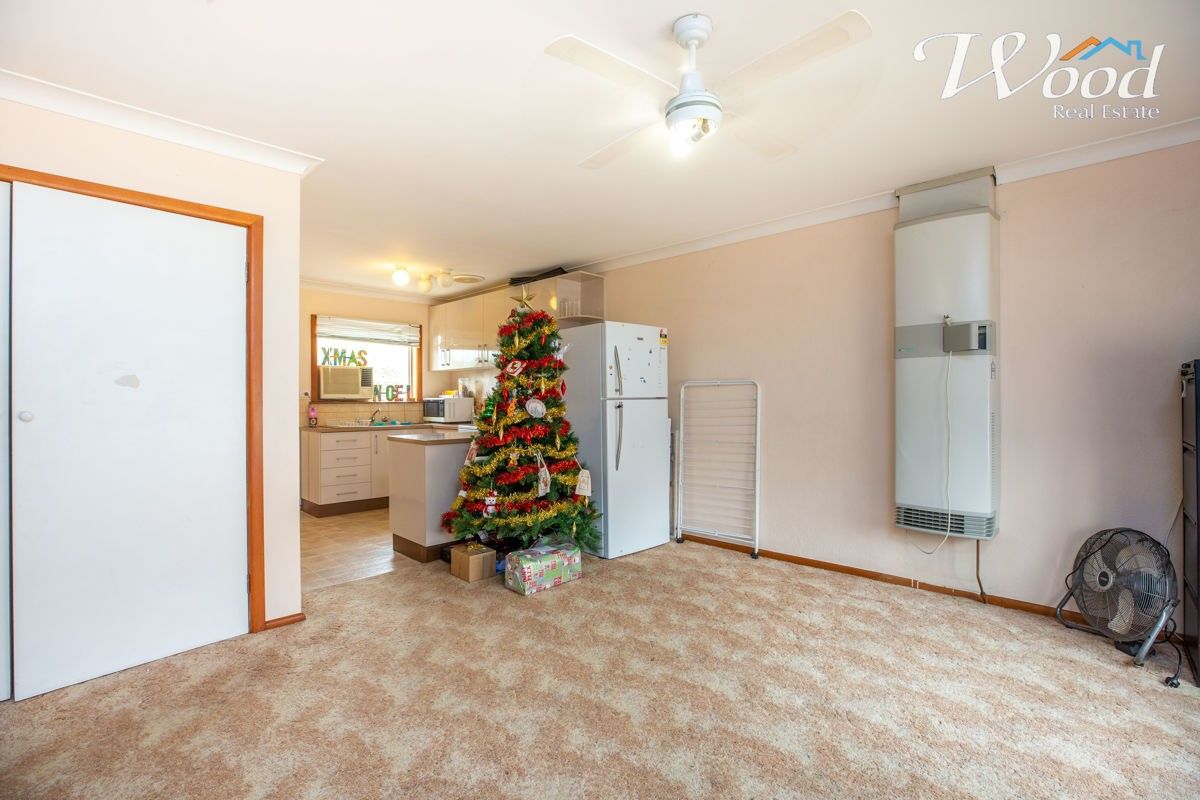 1-2/579 Mair Street, Lavington NSW 2641, Image 2