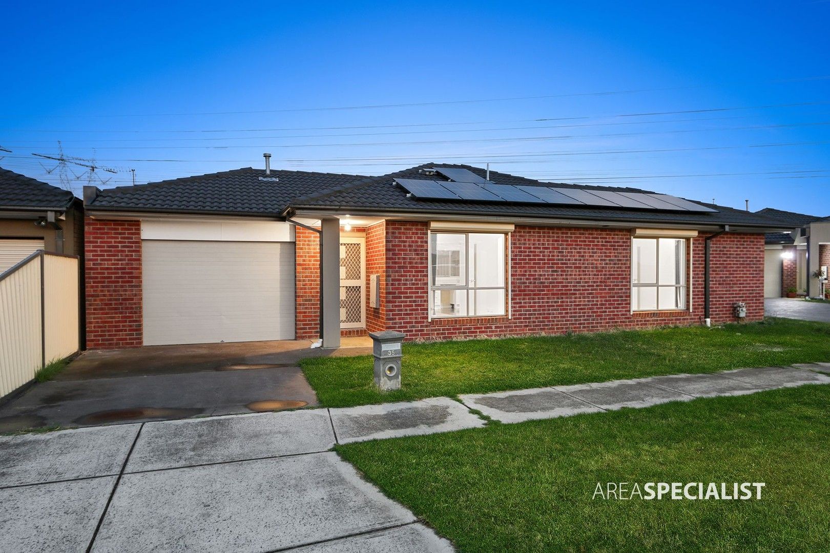 35 Sallys Run, Hampton Park VIC 3976, Image 0