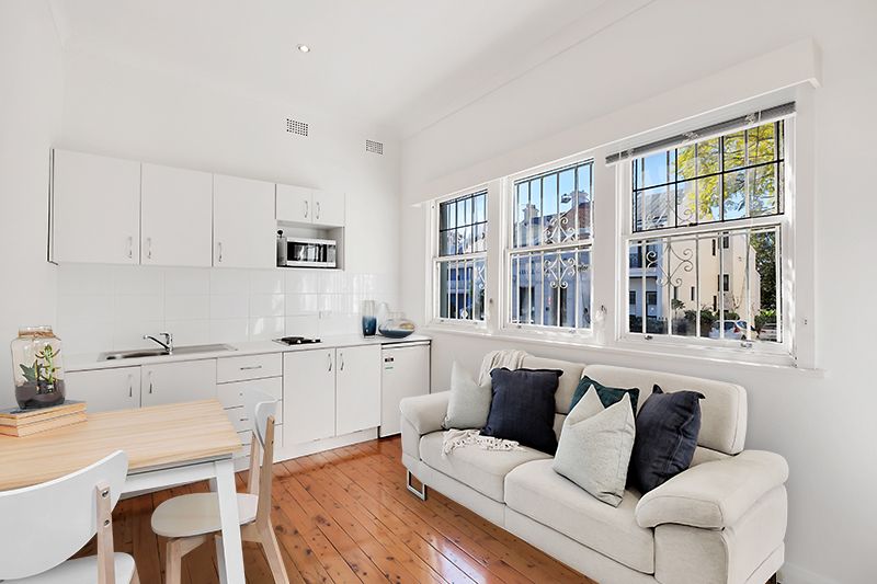 1 bedrooms Apartment / Unit / Flat in 4/161 Hargrave Street PADDINGTON NSW, 2021
