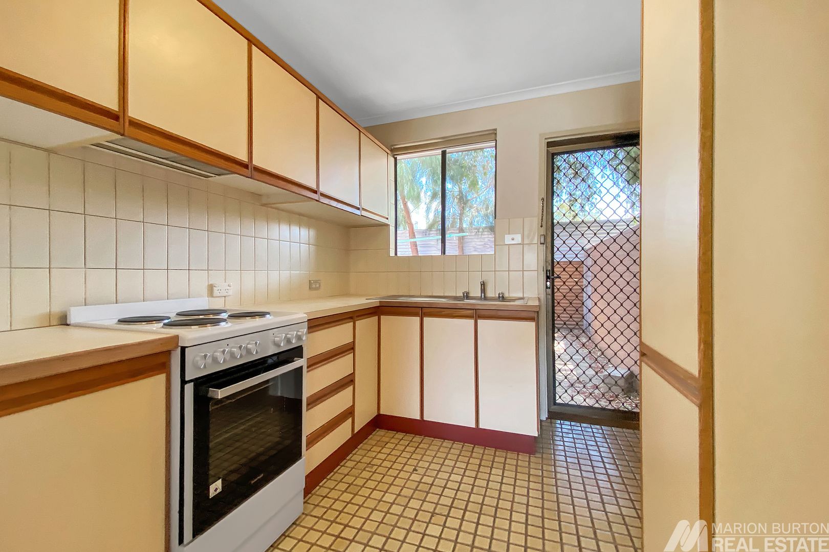 7/4 Undoolya Road, East Side NT 0870, Image 2