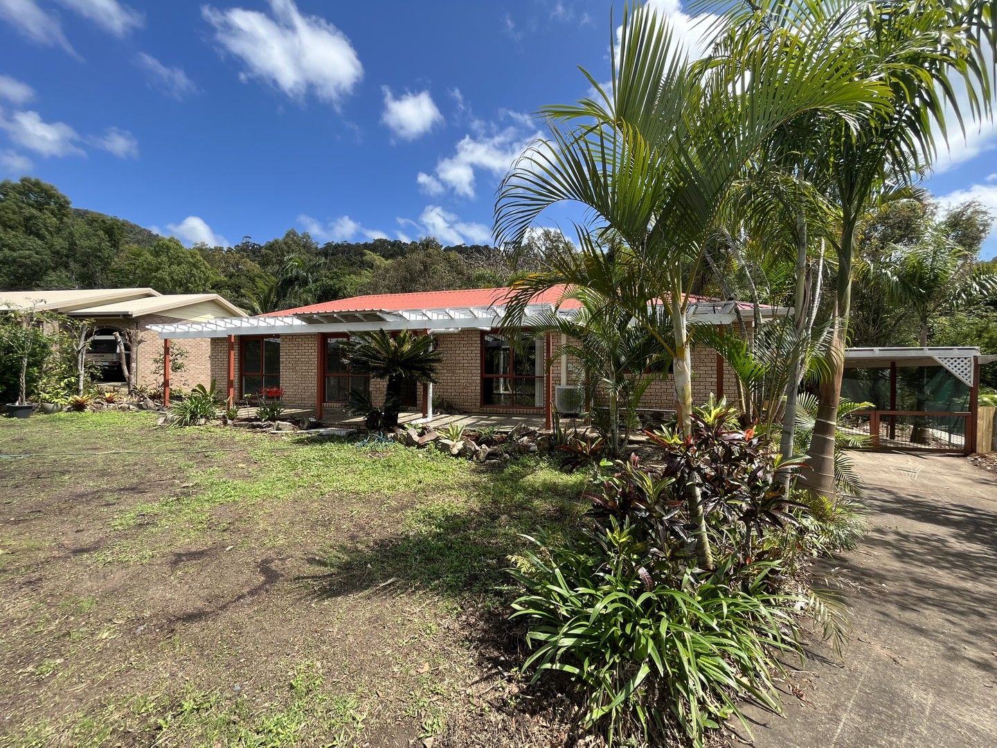 3 bedrooms House in 13 Muruk Cres JUBILEE POCKET QLD, 4802