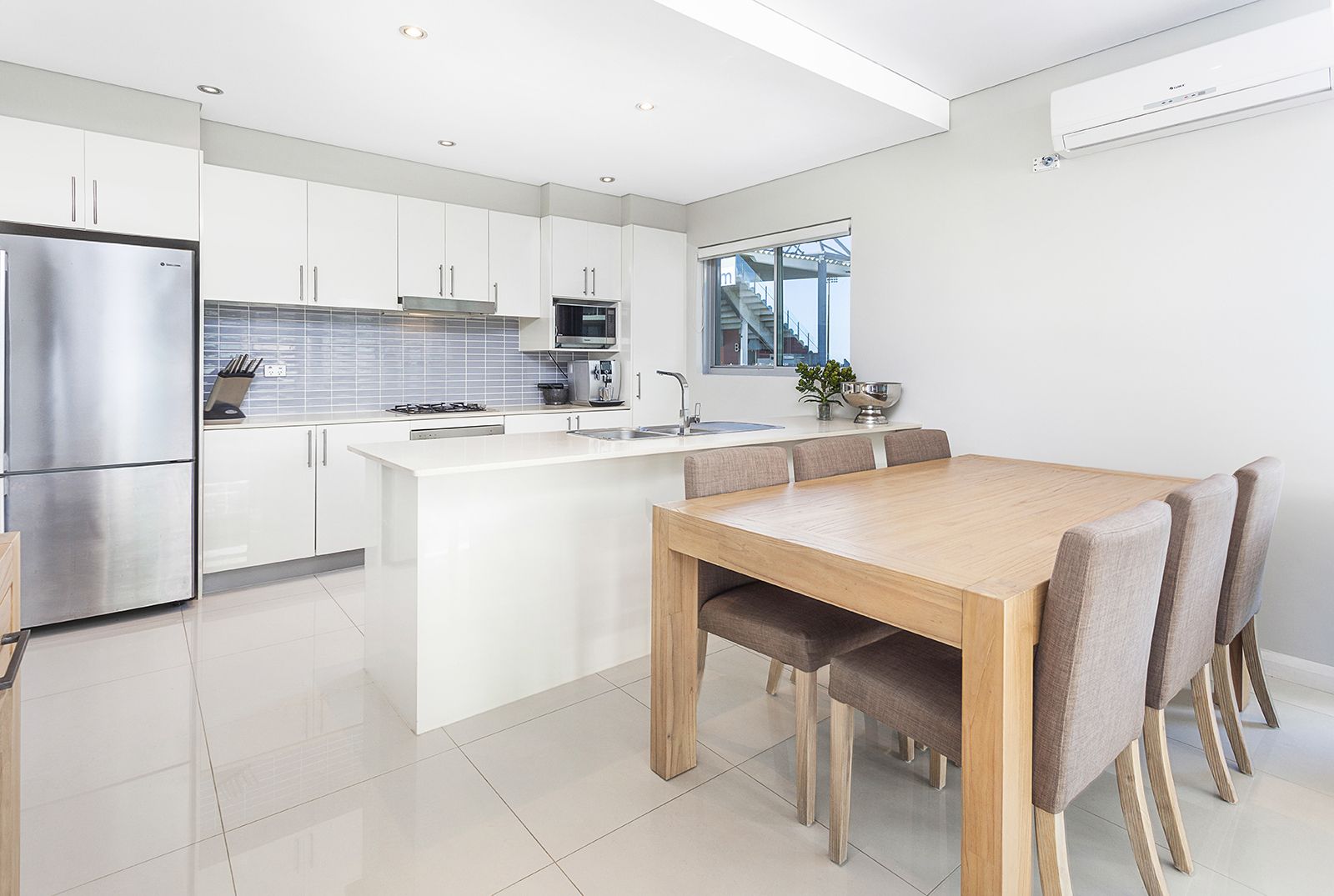 15/5-7 Stewart Street, Wollongong NSW 2500, Image 2