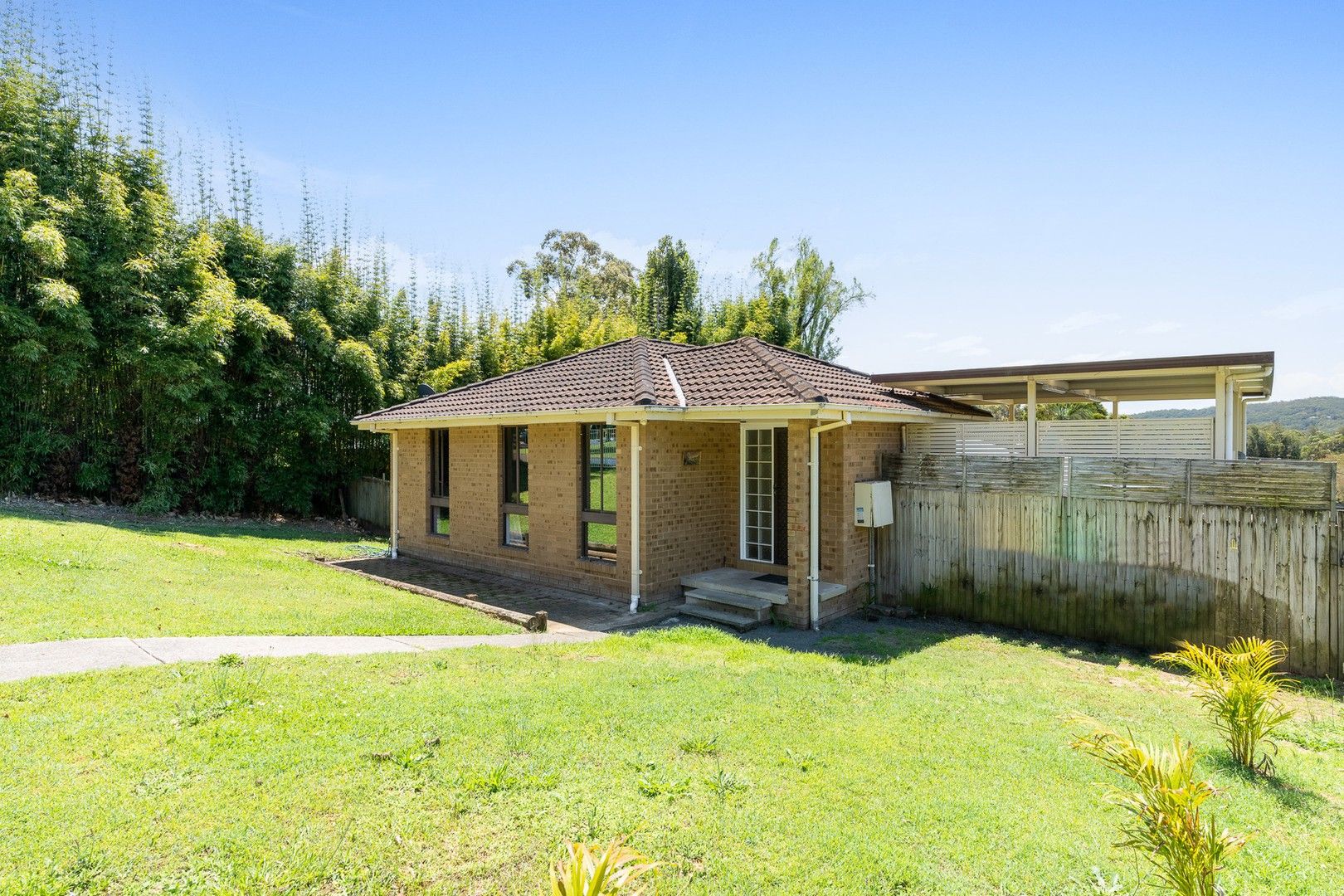 3 bedrooms House in 17 Katherine Crescent GREEN POINT NSW, 2251