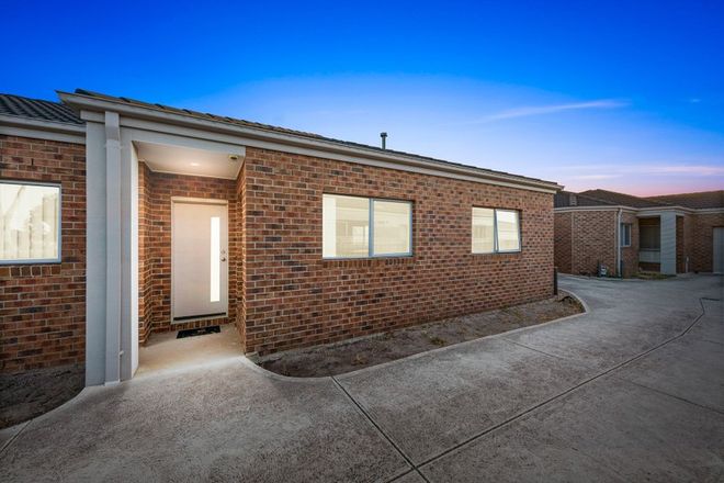 Picture of 2/15 Greenleaf Circuit, TARNEIT VIC 3029