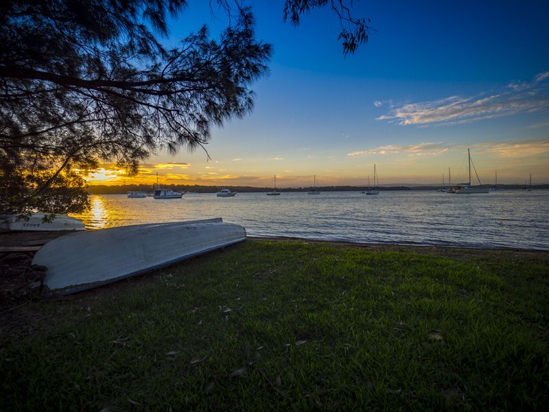 12 Harwood Close, Mannering Park Property History & Address Research