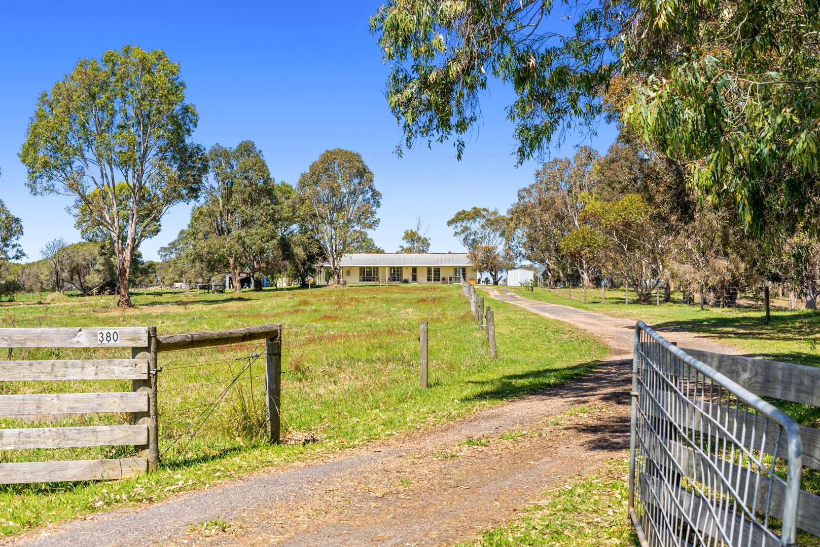 380 Redbank Road, Stratford VIC 3862, Image 2