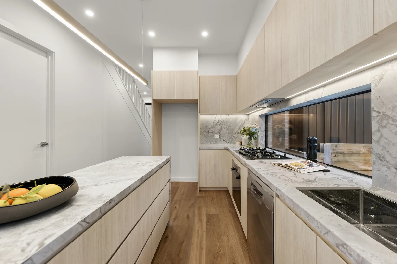 Additional image 5 of 2/16 Hiddleston Avenue, Box Hill South VIC 3128