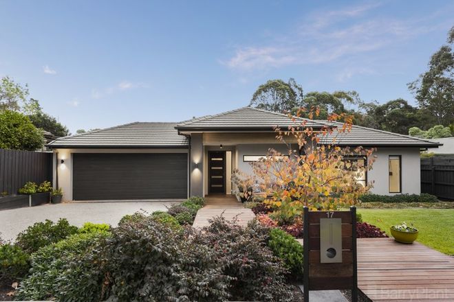Picture of 17 Dunlop Avenue, BAYSWATER NORTH VIC 3153