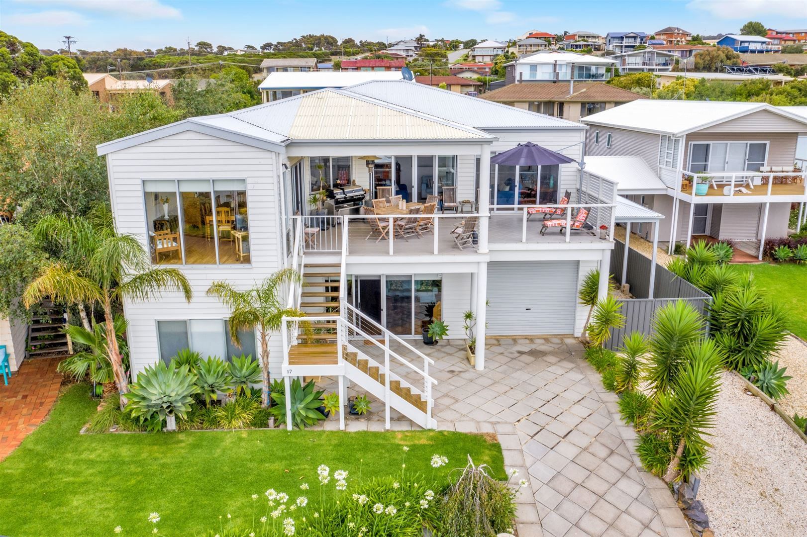 17 Viking Street, Encounter Bay SA 5211, Image 0