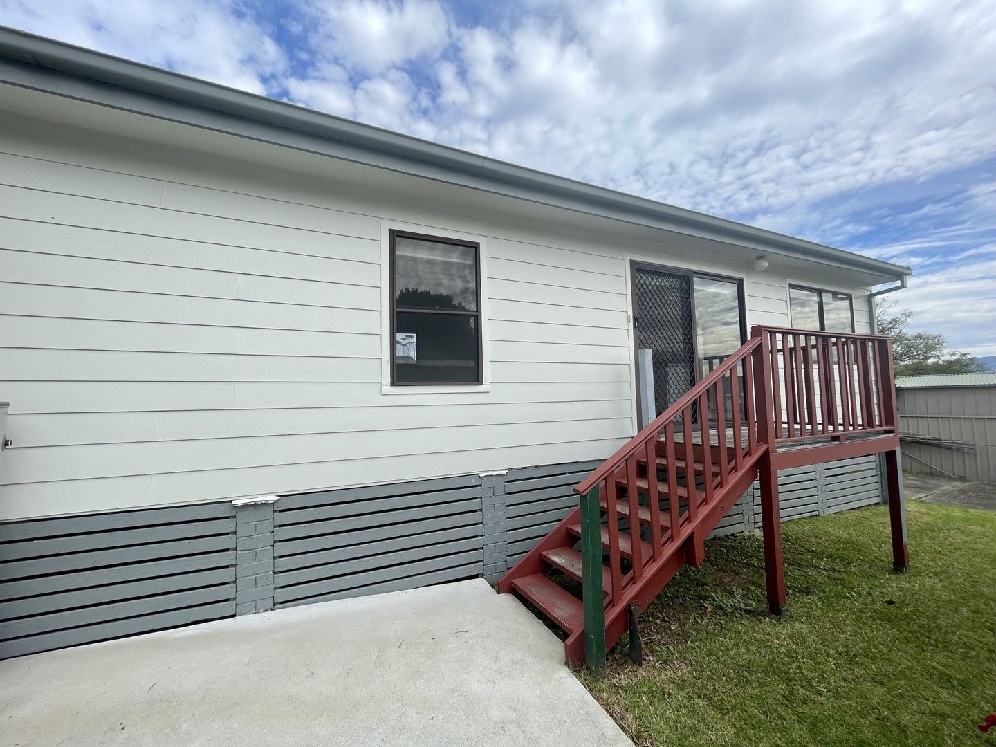 1 bedrooms House in 5B Beaton Street LAKE ILLAWARRA NSW, 2528