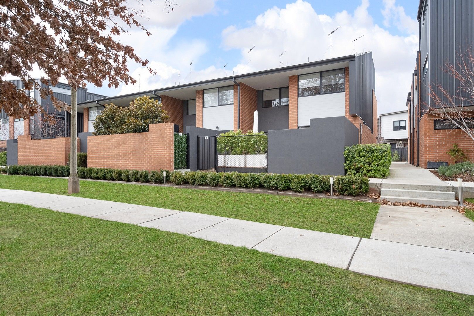 8/64 Goodwin Street, Lyneham ACT 2602, Image 2