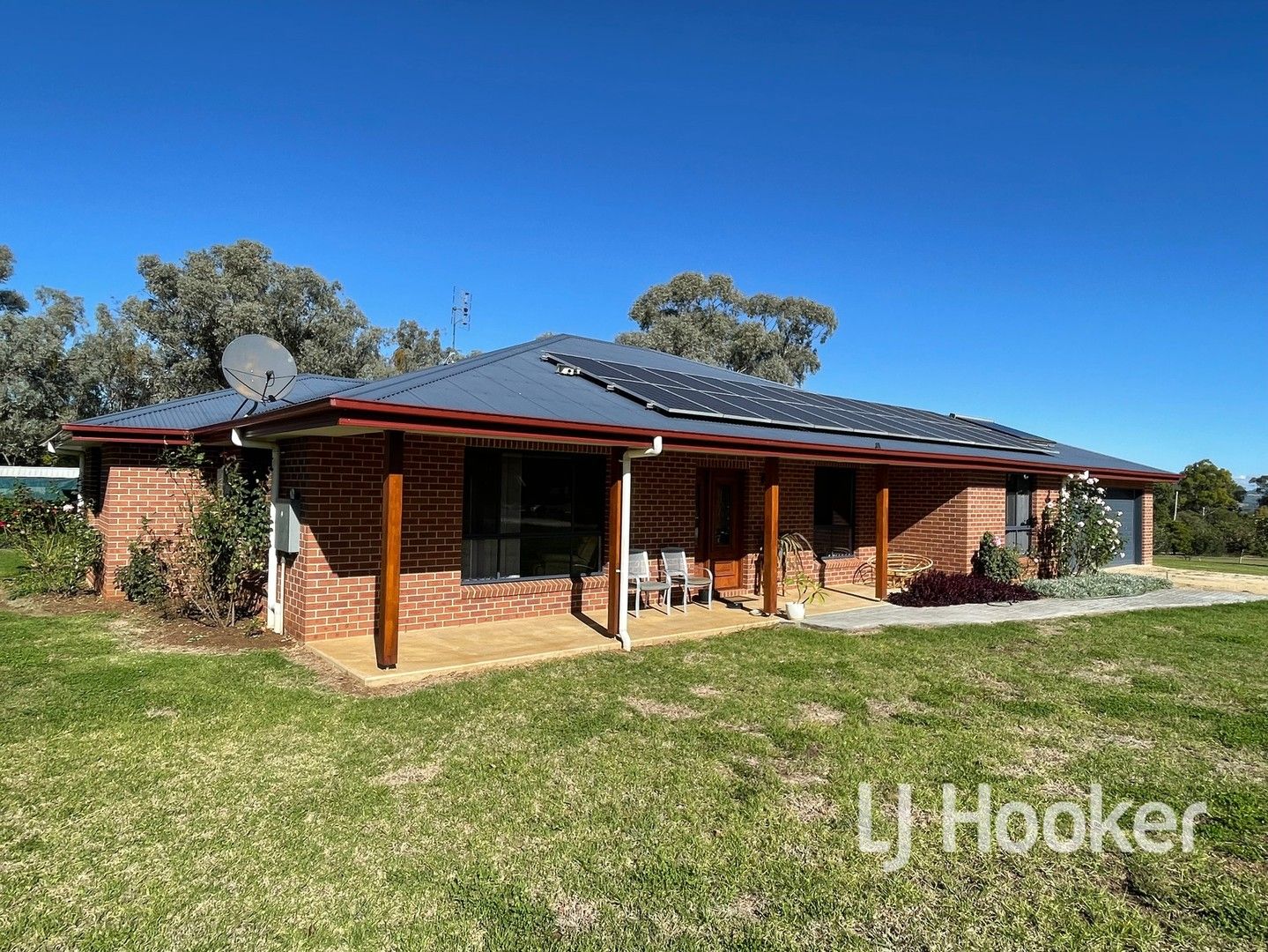 36 Bimbadeen Drive, Inverell NSW 2360, Image 0