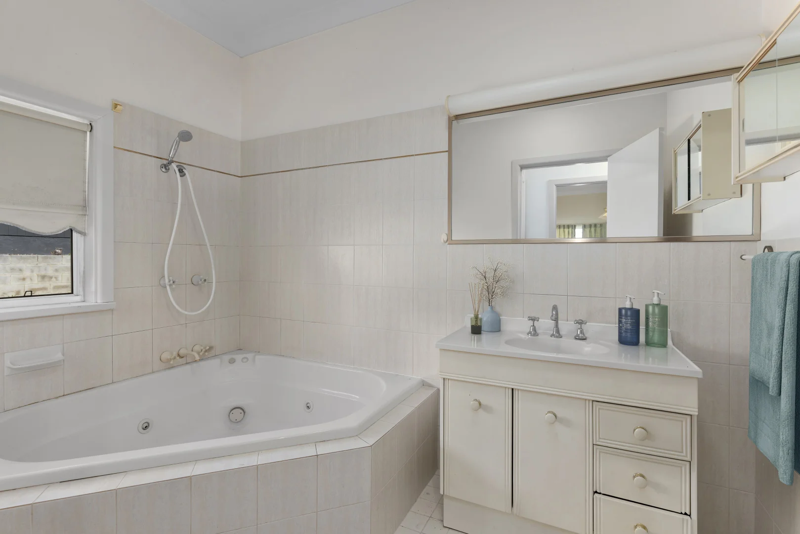 Additional image 10 of 233 Alfred Street, Cromer NSW 2099