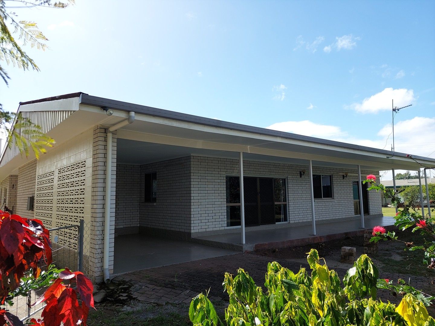 2 Barron Close, Mareeba QLD 4880 House For Rent 400 Domain