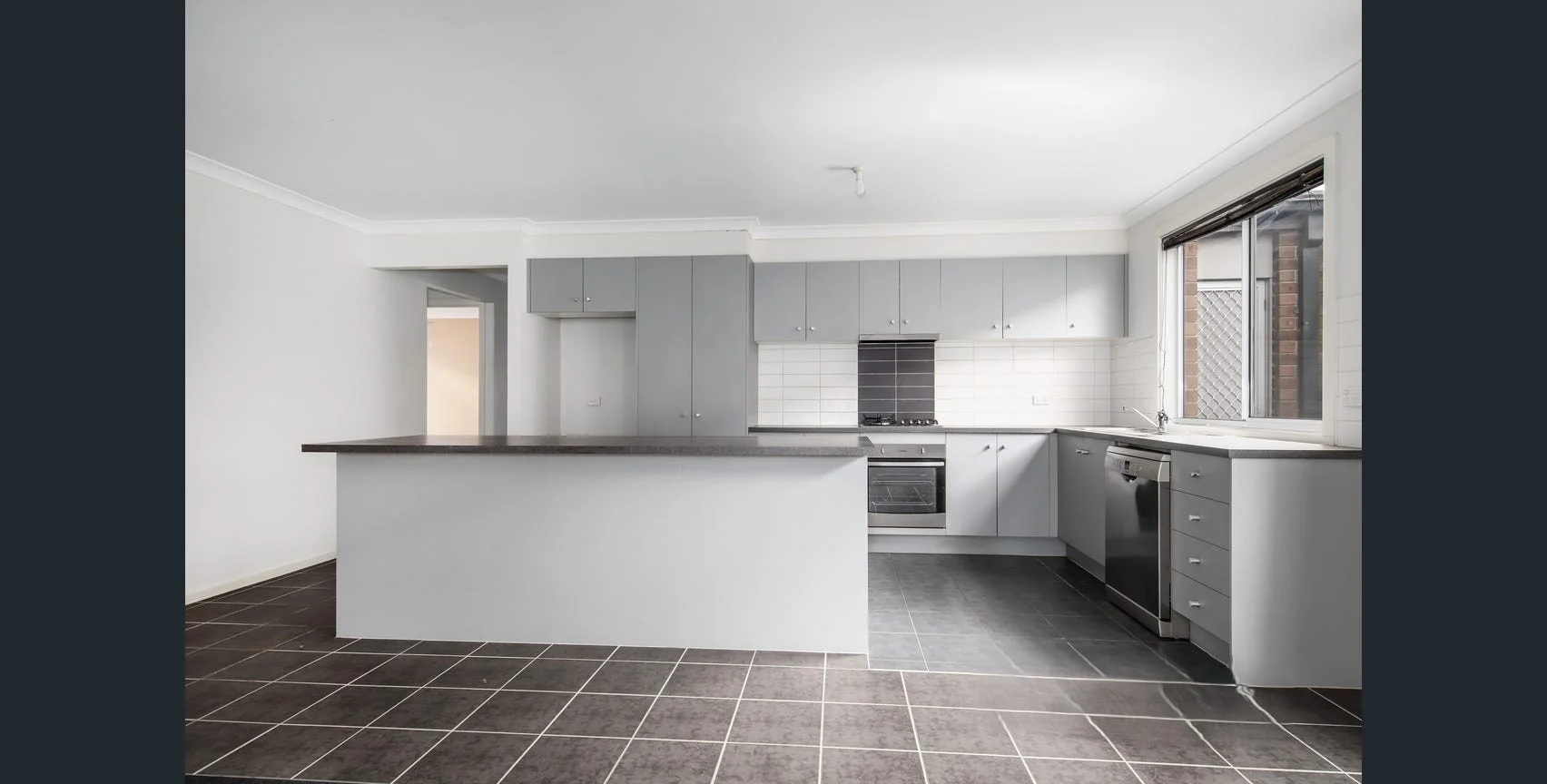 Additional image 8 of 52 Edmondshaw Drive, Deer Park VIC 3023