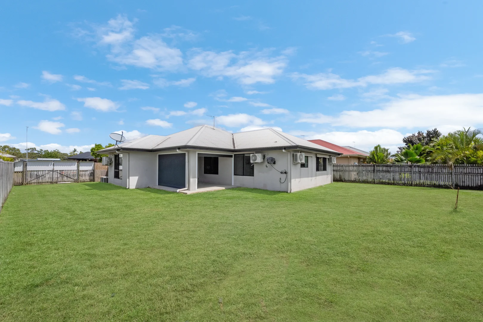 Additional image 10 of 8 Limerick Way, Mount Low QLD 4818