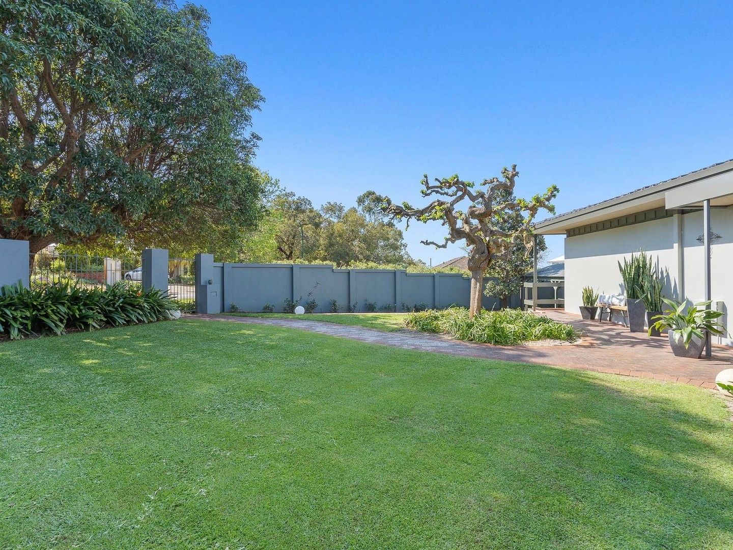 21 Polglass Way, Ardross WA 6153, Image 0