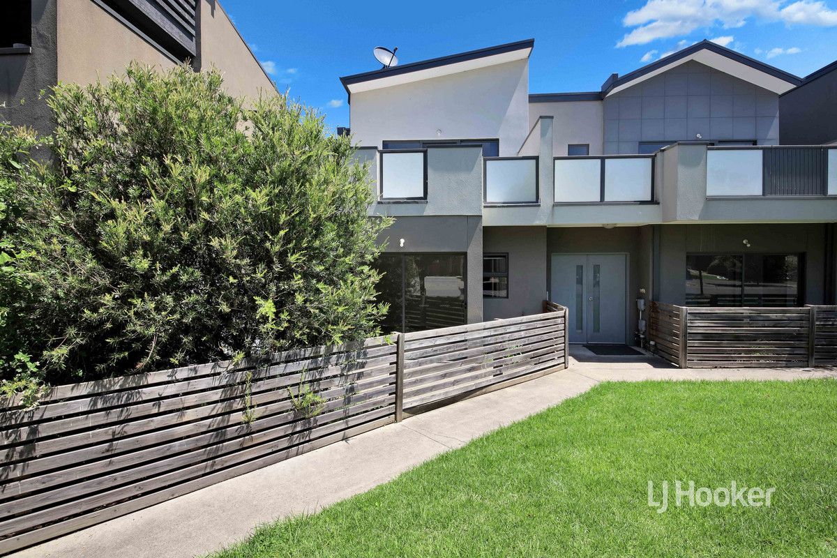 15/20 Hyde Park Avenue, Craigieburn VIC 3064, Image 1