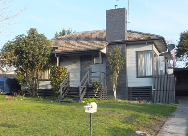 33 Hampton Street, Moe VIC 3825