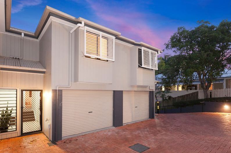 2 bedrooms Townhouse in 4/24 Arthur Terrace RED HILL QLD, 4059