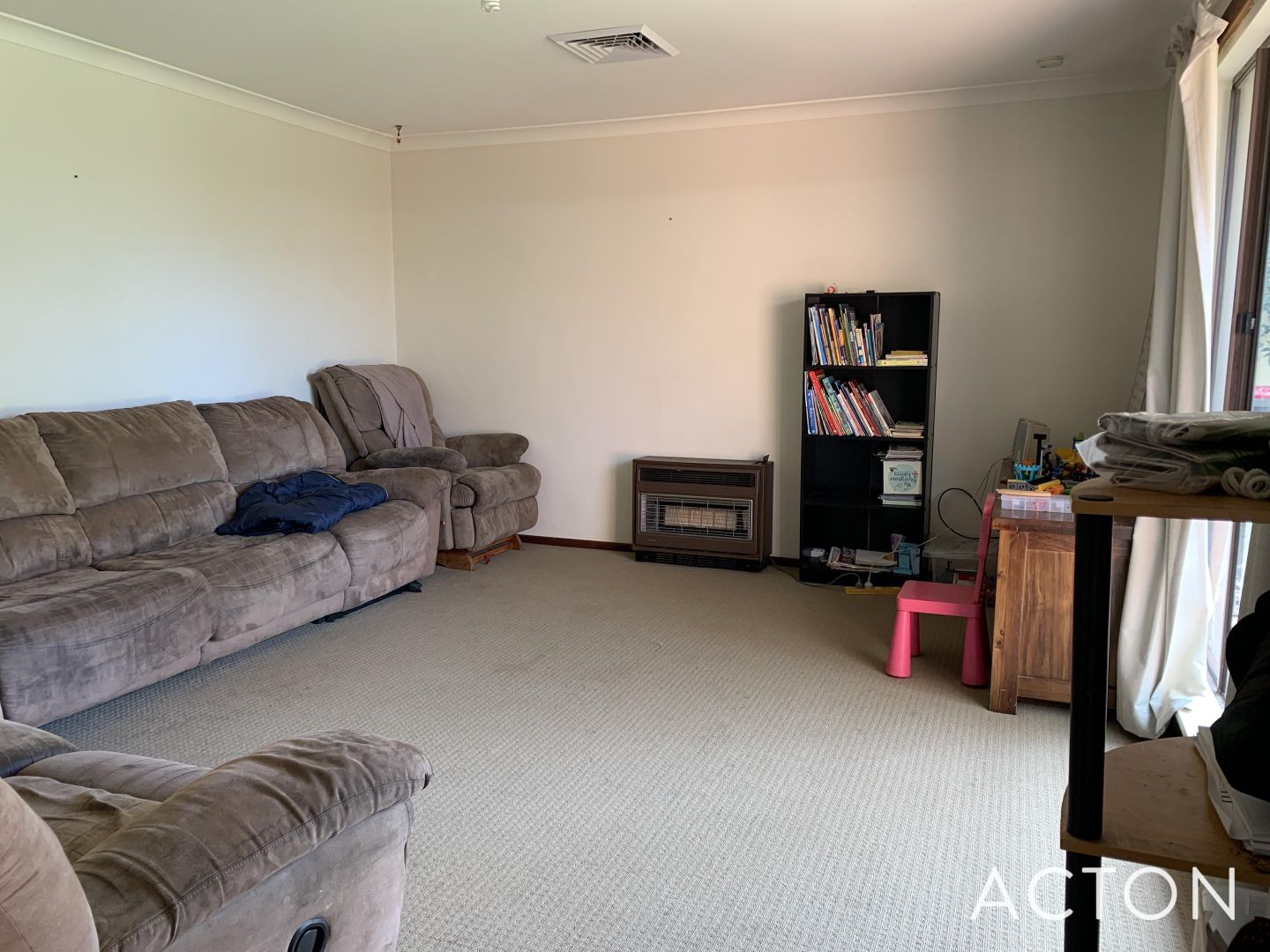 28 Pearce Road, Australind WA 6233, Image 1