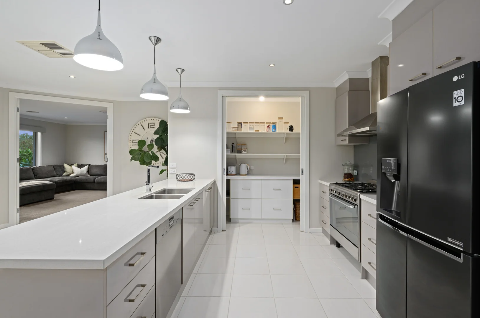 Additional image 7 of 2 Henry Close, Killara VIC 3691