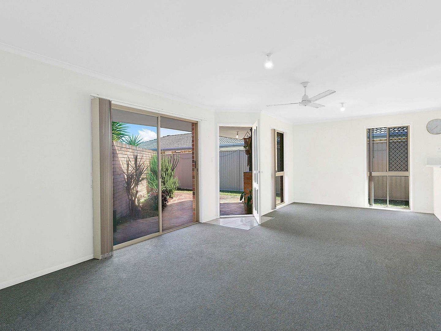 2/5 Parkland Place, Banora Point NSW 2486, Image 0
