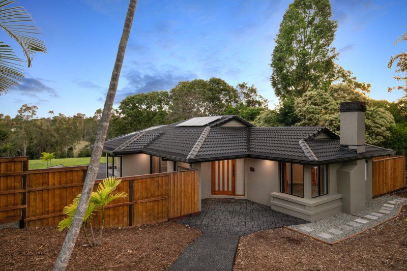 4 bedrooms House in 31 Boolungal Way KARANA DOWNS QLD, 4306