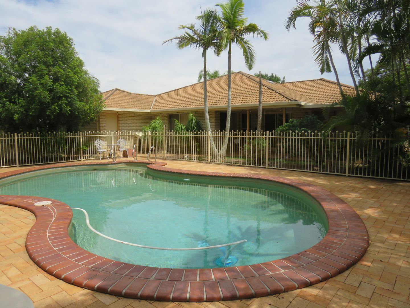 15 HOMEBUSH ROAD, Dundowran Beach QLD 4655, Image 1