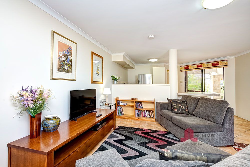 4/5 Wittenoom Street, Bunbury WA 6230, Image 2