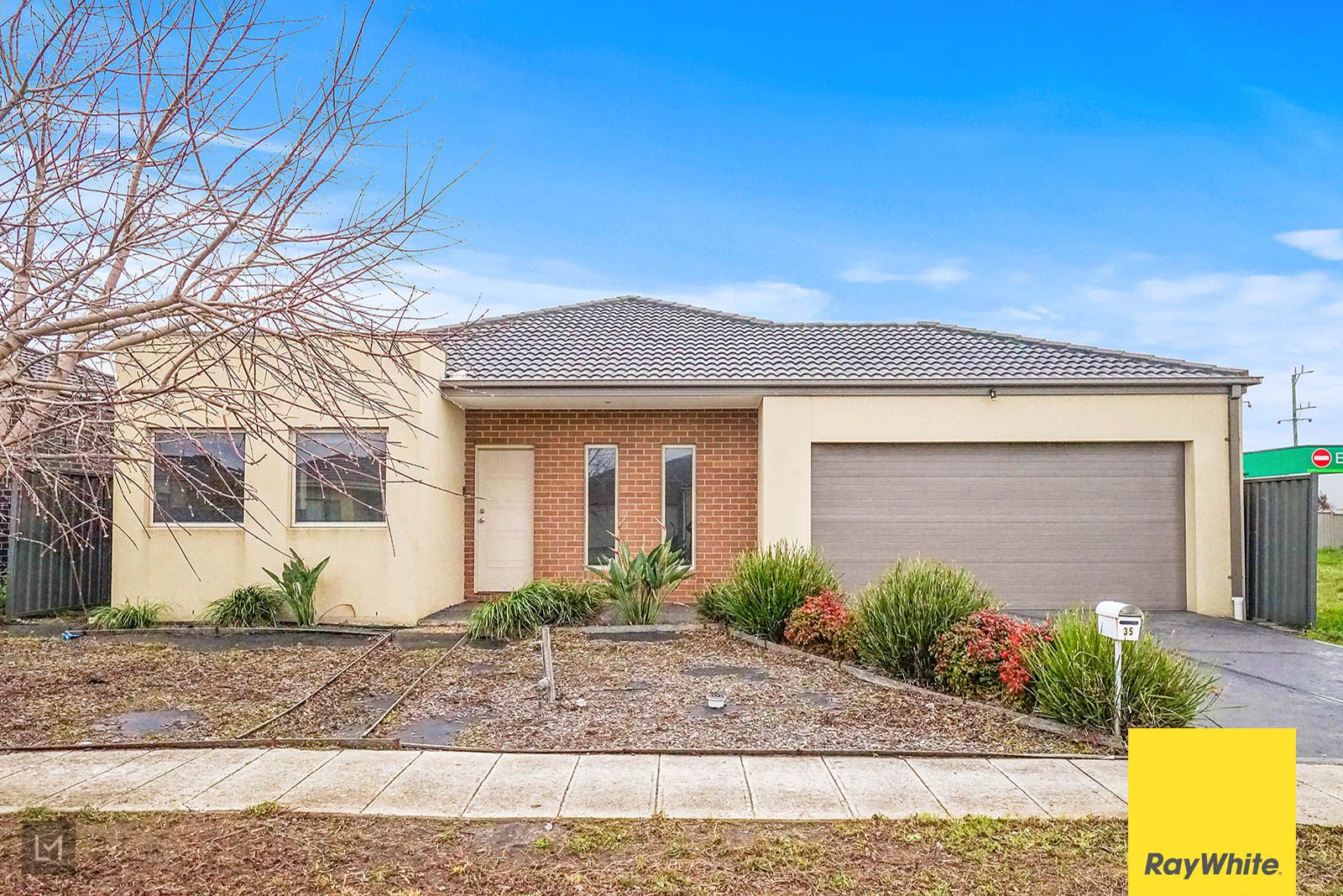 4 bedrooms House in 35 Conondale Street TARNEIT VIC, 3029