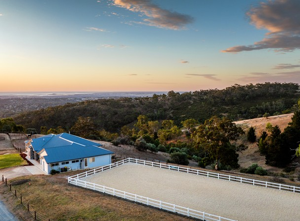 117E Range Road North, Upper Hermitage SA 5131