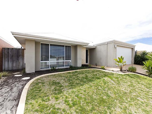 17 Leedon Drive, Ellenbrook WA 6069