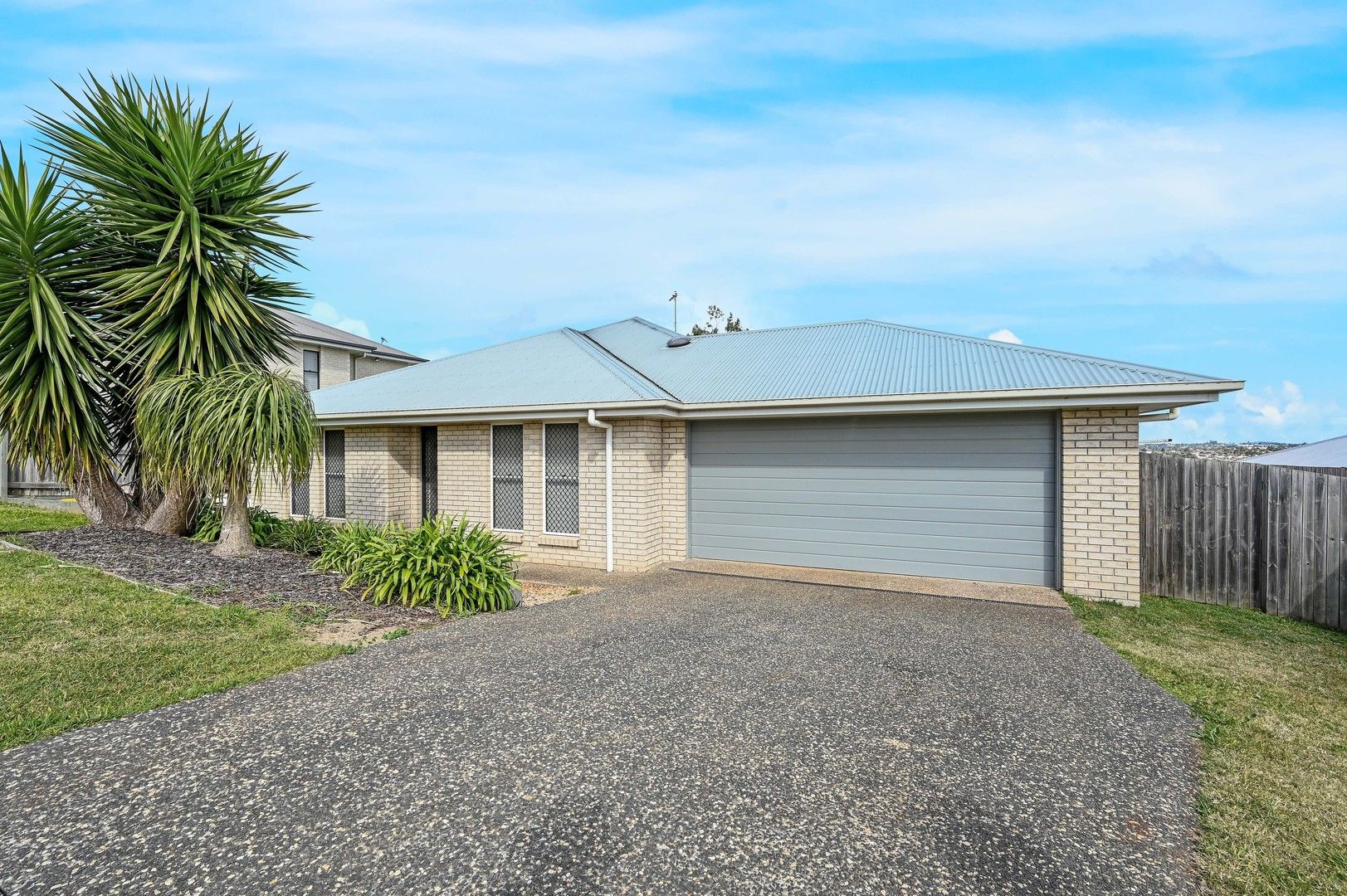 19 Cassidy Terrace, Mount Kynoch QLD 4350, Image 0