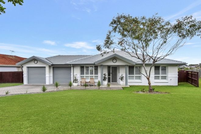 Picture of 5 Mountview Place, ABERGLASSLYN NSW 2320