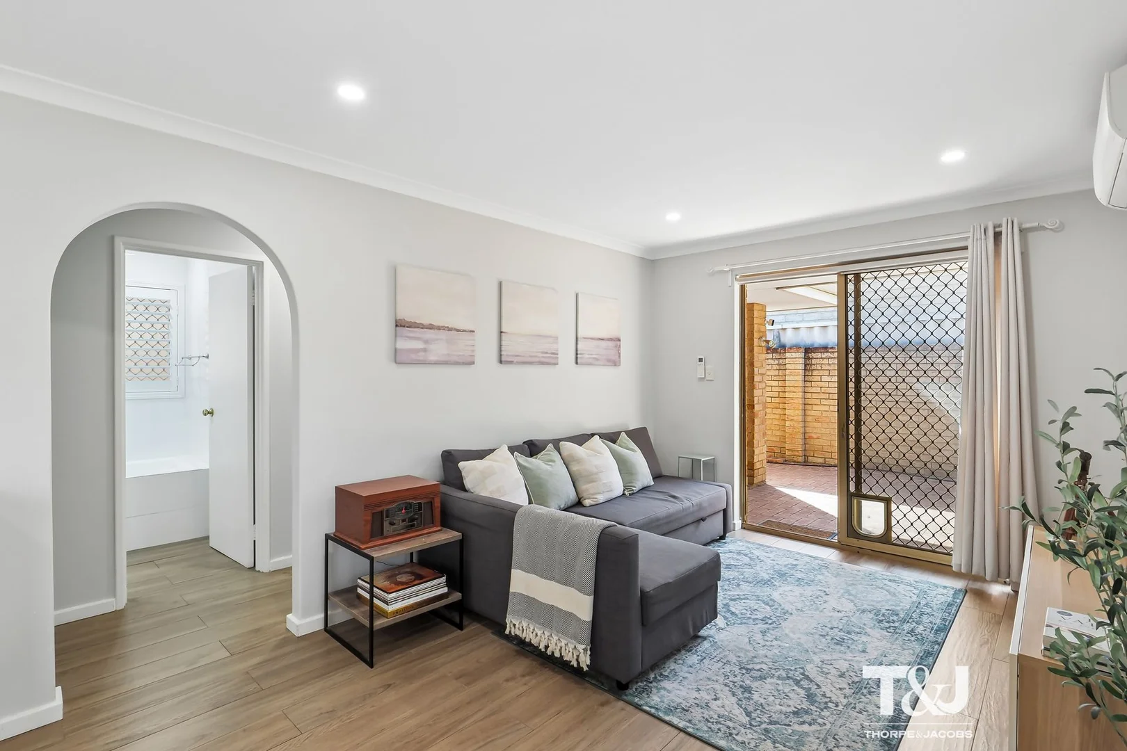 Additional image 10 of 1/77 Tyler Street, Joondanna WA 6060