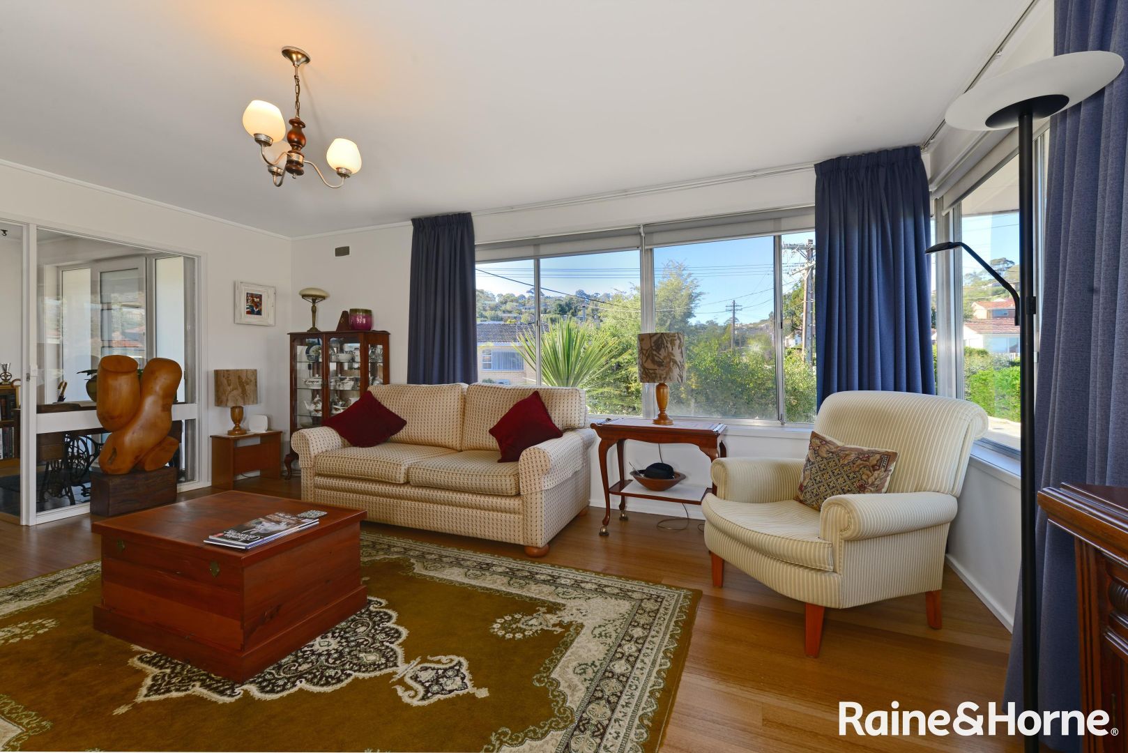 32 Henley Street, Lindisfarne TAS 7015, Image 2