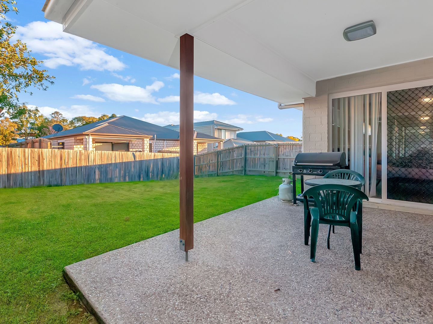 5 Mark Winter Court, Bellbird Park QLD 4300, Image 2