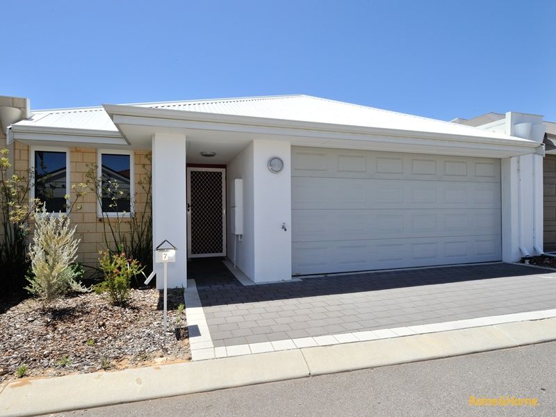 7 Gaffin Way, Kwinana Town Centre WA 6167, Image 0