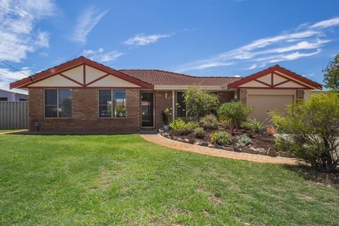 Picture of 2 Colorado Place, BEECHBORO WA 6063