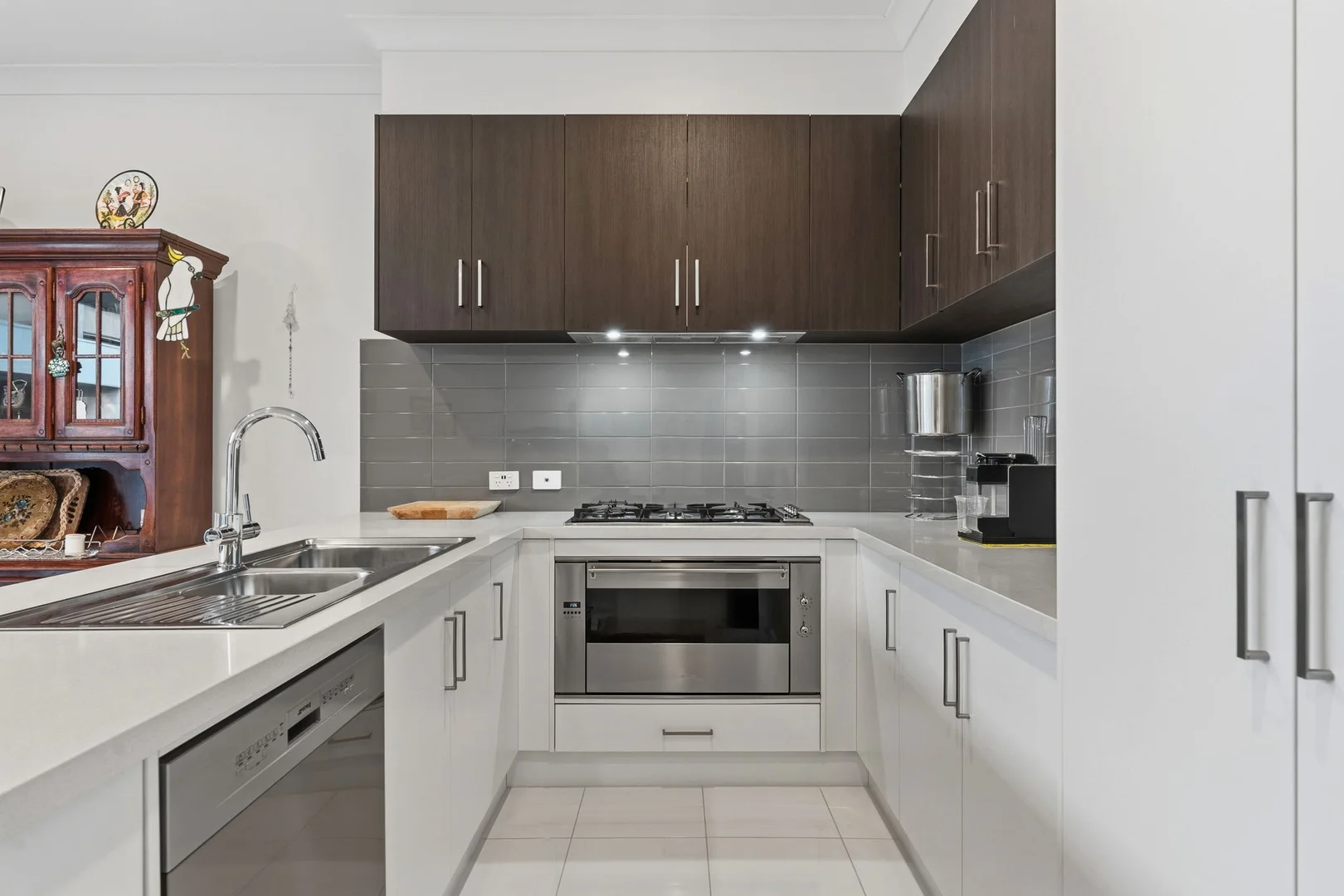 Additional image 10 of 4/5 Patawalonga Frontage, Glenelg North SA 5045