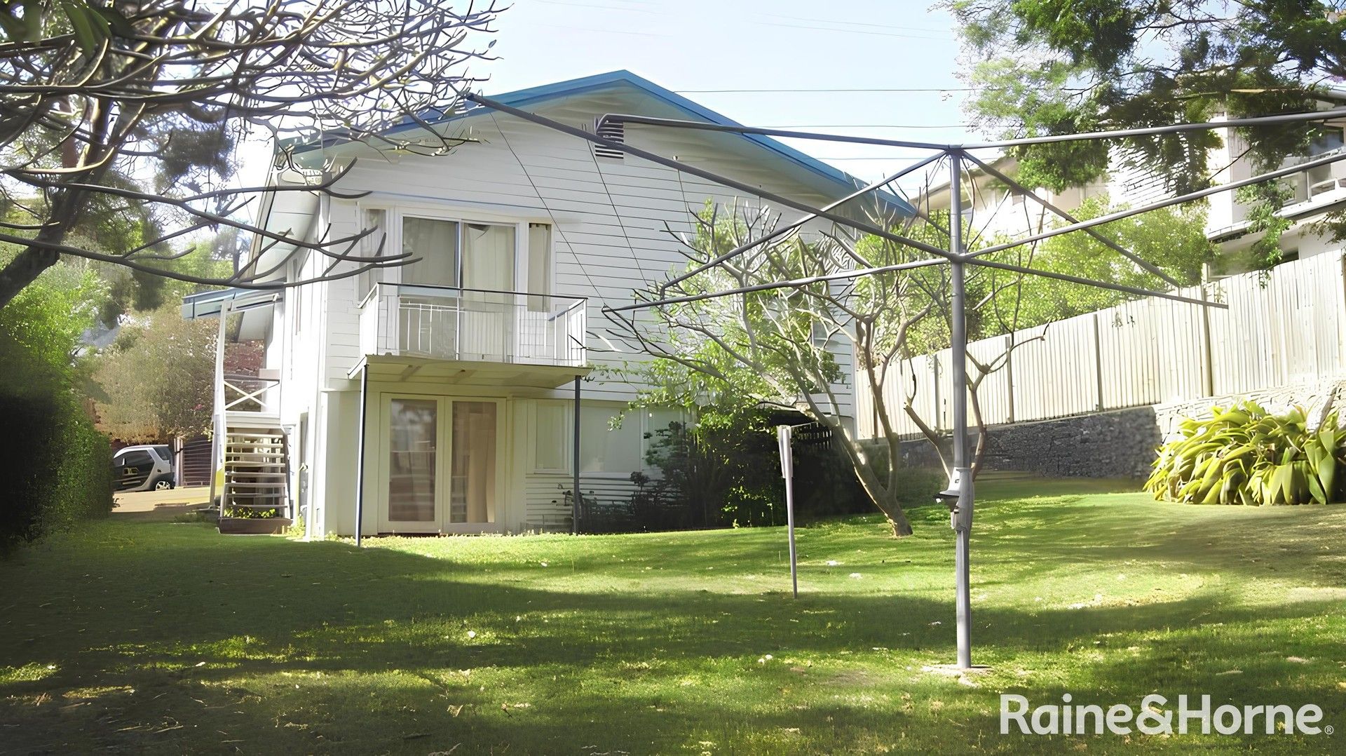 21 Rennie Street, Indooroopilly QLD 4068 House For Rent 570 Domain